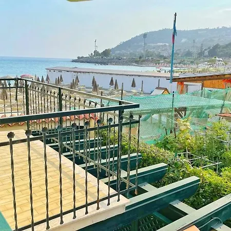 Sea Front Studio - 公寓 圣雷默