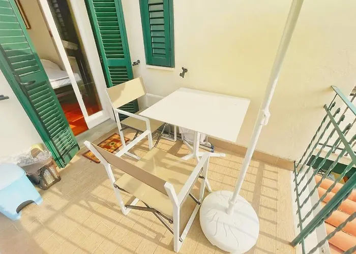 Apartment Sea Front Studio - *